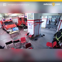 Bomberos croatas dejan de lado la pasin del ftbol por incendio