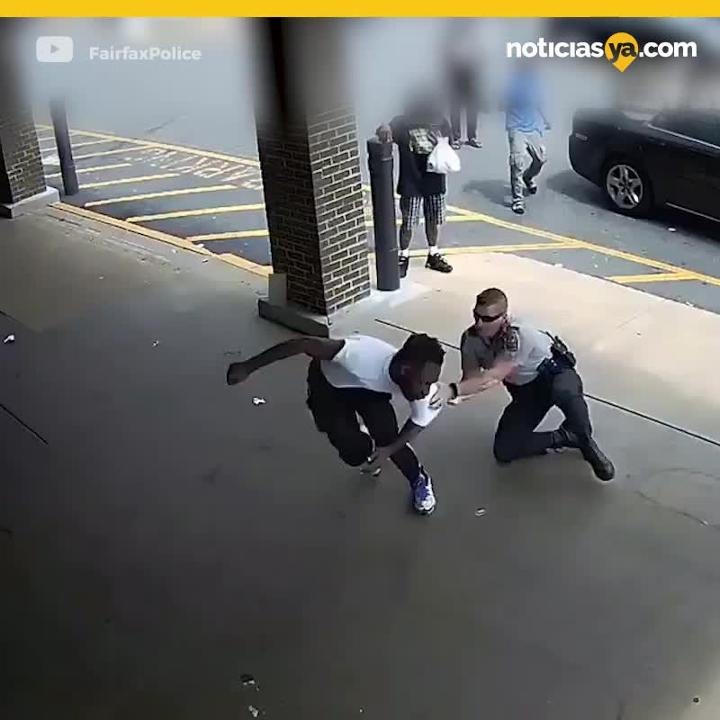 Golpiza de persona con Policía
