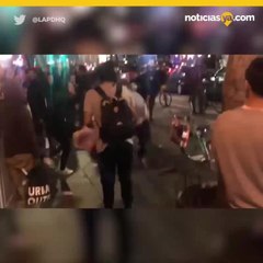 Viral golpea a dos mujeres en Los Angeles