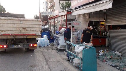 Kilitleyip çıktıktan saniyeler sonra dükkana otomobil girdi