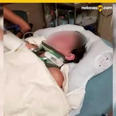 empuja a joven de puente