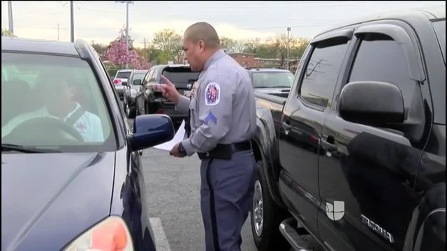 Hombre mostró partes intimas en la university Bulevard