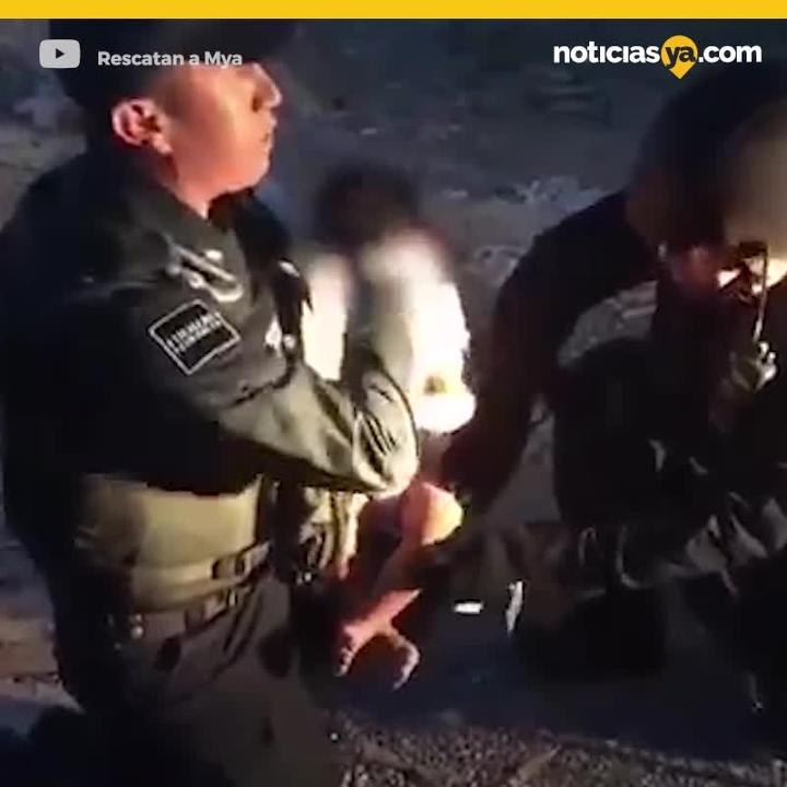 Policias graban rescate de bebé