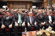 Saadet Partisi Genel Başkanı Karamollaoğlu partisinin Pendik İlçe Kongresi'ne katıldı