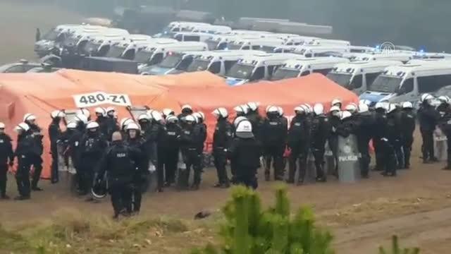 Düzensiz göçmenlerin Belarus-Polonya sınırındaki bekleyişi sürüyor