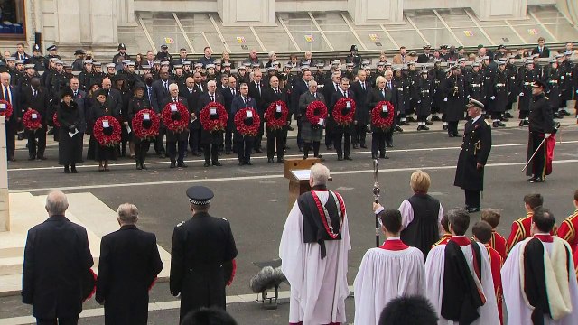 Boris Johnson and Royal Family mark Remembrance Day