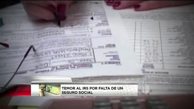 Inmigrantes indocumentados podrían estar perdiendo miles de dólares en reembolsos