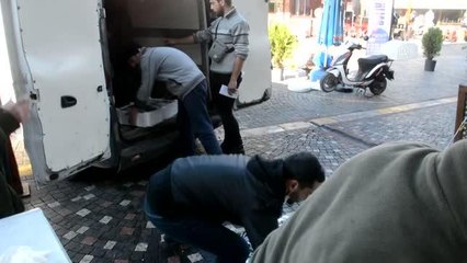 Batı Karadeniz'de hamsinin kilogramı 20 liraya kadar düştü