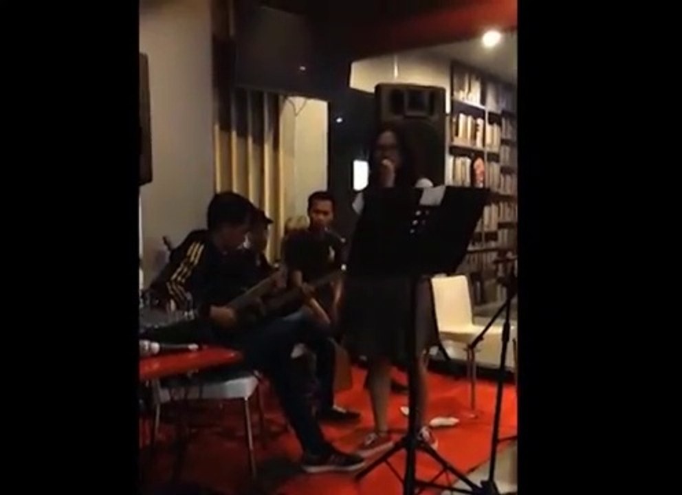 Utopia - Hujan (Cover)