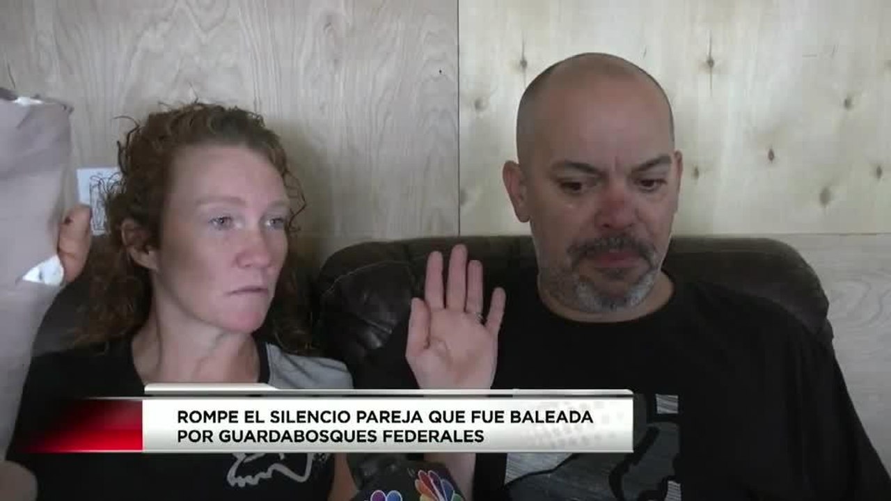Pareja Rompe El Silencio