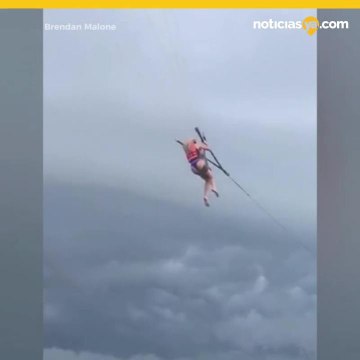 Mujer queda en el aire por 45 minutos durante vuelo en parapente