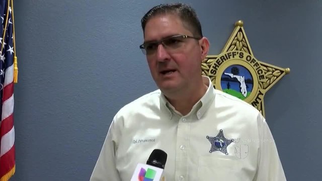 Buscan a mujer sospechosa de varios robos en Pinellas y Pasco