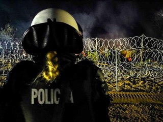 Polonya sınırını kaçak olarak geçen 50 kişi gözaltına alındı