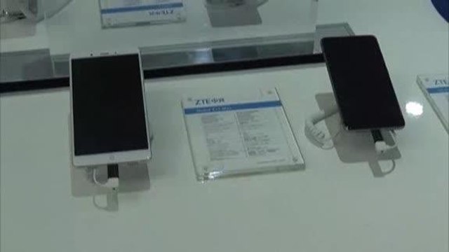 WM16x9N_IN-08MO_FILE-TRUMP SAYS HE_S WORKING WITH CHINA TO SAVE _CNNA-ST1-100000000492e5af_201_1W.wmv