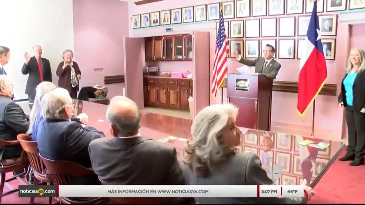 Noticias Laredo 5pm 020818 - Clip - junior