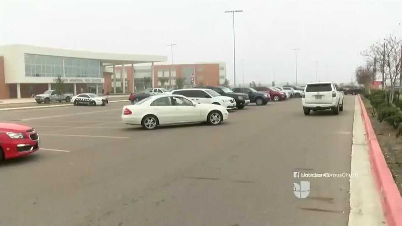 Noticias Corpus Christi 10pm 021618 - Amenazas en las redes sociales