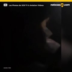 Avión se despista y queda atascado en un acantilado