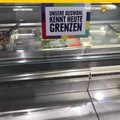 Supermercado retira productos extranjeros para manifestarse contra racismo.mp4