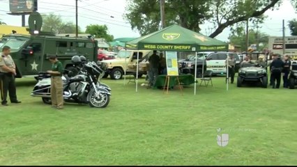 Noticias Laredo 10pm 101017 - Clip - national night out