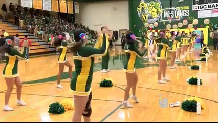 Noticias Laredo 10pm 092917 - Clip - pep rally