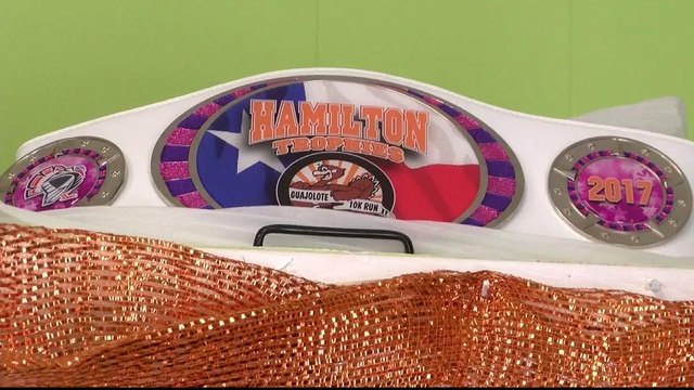 Noticias Laredo 5pm 111417 - Clip Guajolote