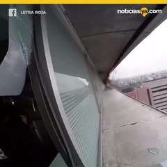 VIDEO: Paramedico evita un suicidio de un hospital en Mexico