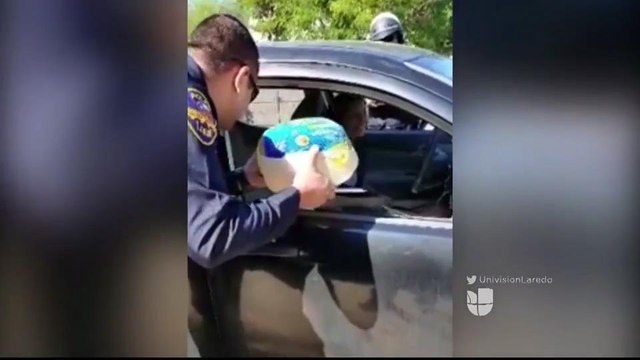 Noticias Laredo 10pm 111717 - Clip - lpd pavos1