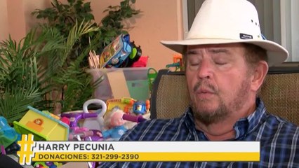 Duende puertorriqueño busca juguetes para regalar a sus compatriotas