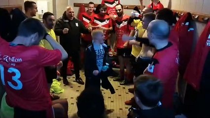 La A fête sa victoire 3-0 contre GOUVILLE avec les ramasseurs de balle U11