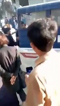 Son Faiz Javed of anchorperson Javed Chaudhry arrested for being drunk and harassing students