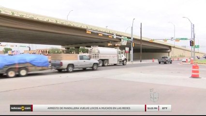 Noticias Laredo 10pm 102717 - Clip - txdot