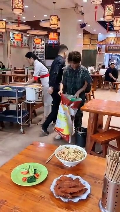 Good Actions Bring Good Feelings To The Hear l Good People #Shorts