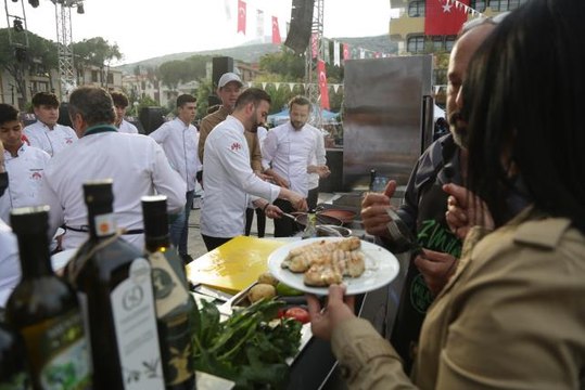 7. Milas Zeytin Hasat Şenliği