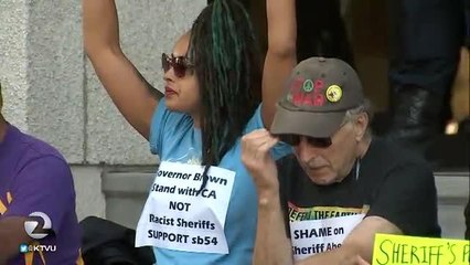 Alameda Co. Sheriffs office met with federal immigration protests - Story  KTVU