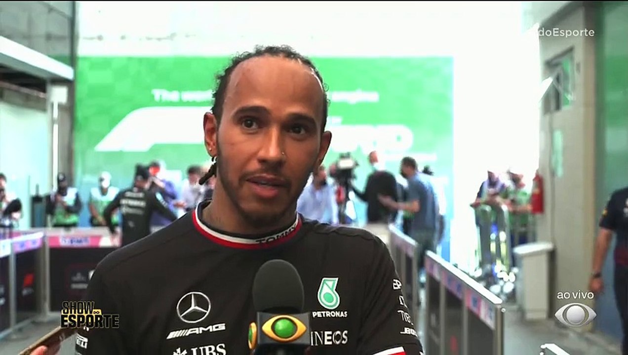 Lewis Hamilton deu um show! Largando em 10° lugar, o inglês fez belas ultrapassagens até chegar na 1° posição. Ele comentou sobre a torcida brasileira! Veja: #ShowdoEsporte #F1naBand #Hamilton