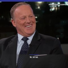 Jimmy Kimmel bromea con Sean Spicer