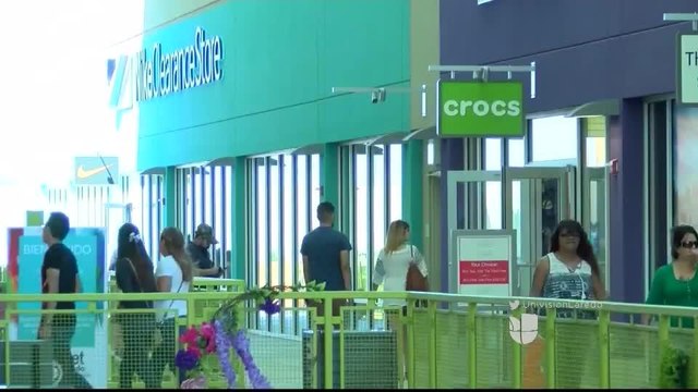 Noticias Laredo 10pm 082517 - Clip - impacto sb4