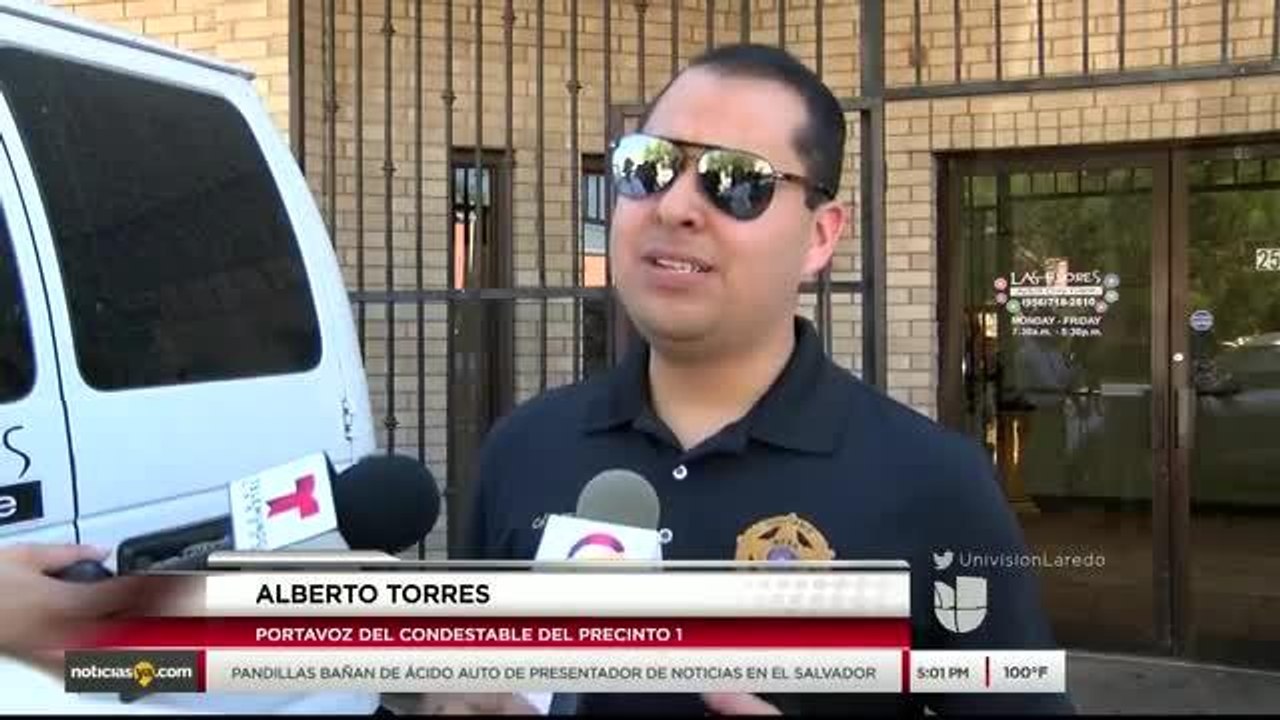 Noticias Laredo 5pm 082317 - Clip - centro las flores