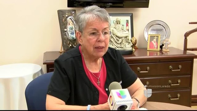 Noticias Laredo 5pm 081817 - Clip - hermanas 2