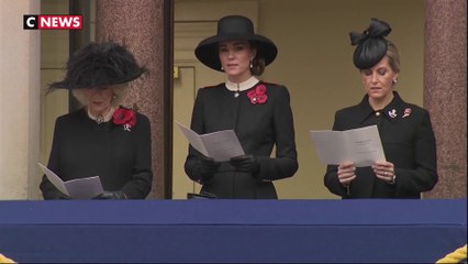 La reine Elizabeth II absente à la cérémonie du souvenir