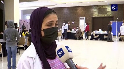 Tải video: بدء إعطاء الجرعة المعززة من لقاح كورونا