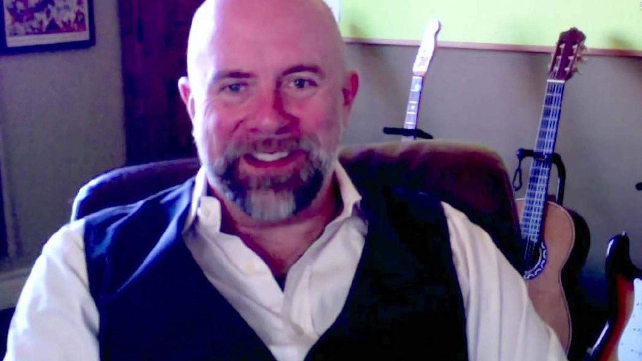 „The Addams Family 2“: Regisseur Conrad Vernon verrät, mit wem aus der Family er mal ein Wochenende verbringen würde - FUFIS Podcast