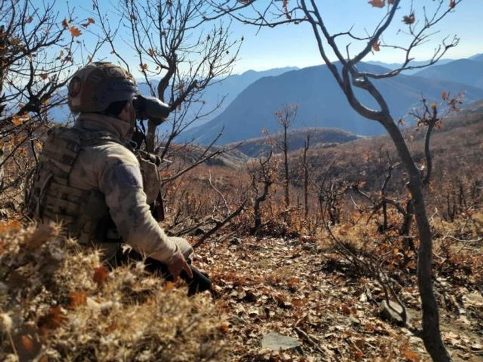 Son dakika haber | İçişleri Bakanlığı: "Eren Kış-3 Şehit Jandarma Binbaşı Ercan Kurt Lice-Sağgöze Operasyonu başlatıldı"
