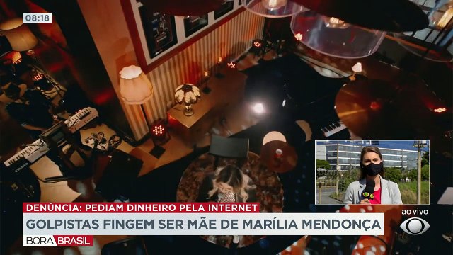 A mãe da cantora Marília Mendonça denunciou, nas redes sociais, a criação de um perfil falso usando o nome dela. O objetivo dos golpistas era conseguir dinheiro das pessoas.