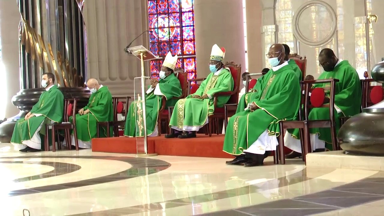 25è Journée Nationale de la Paix : le Premier ministre participe à des prières