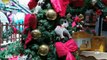As decorações de natal estão de volta aos shoppings e lojas. Tiago Prudente mostra na reportagem como estão os preparativos para as últimas semanas do ano.