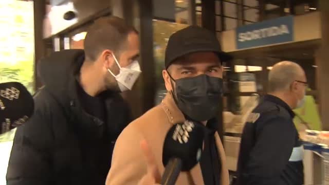 Dani Alves a quienes critican su fichaje: Yo soy forever young