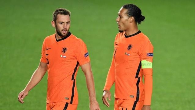 Rakibimiz Hollanda'dan bir sakatlık haberi daha! Savunmanın bel kemiği De Vrij kritik maçta yok
