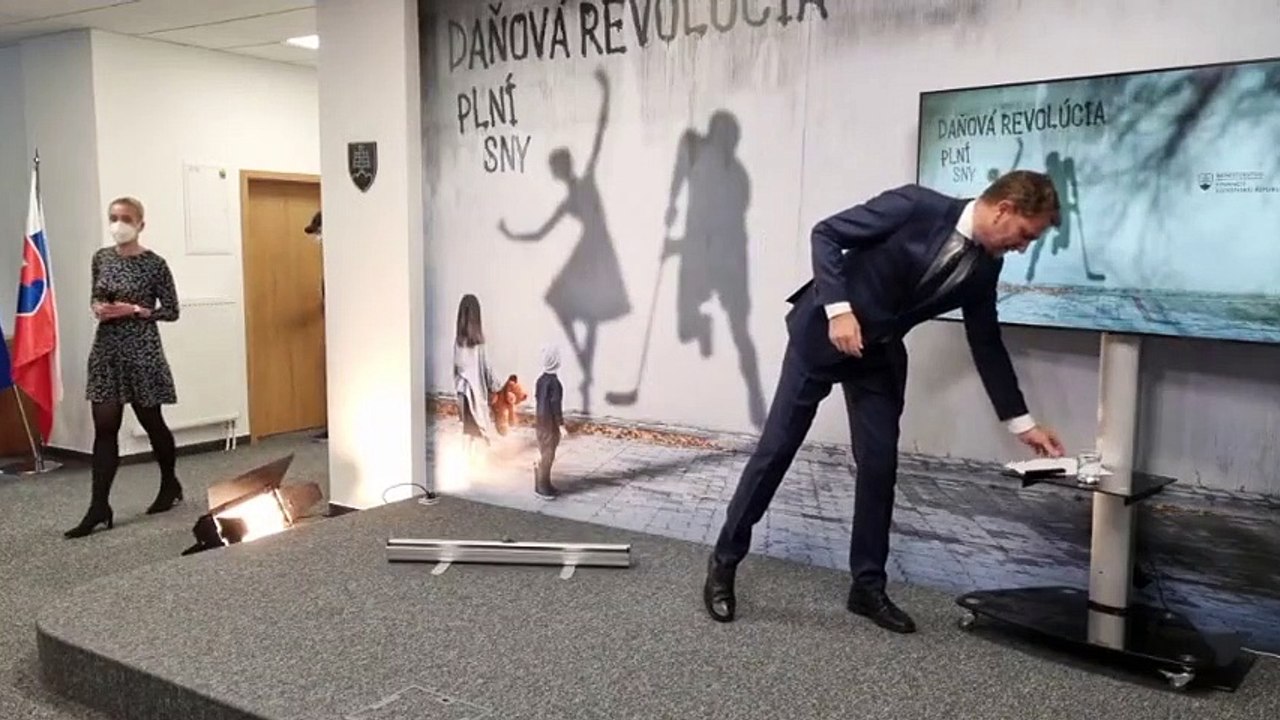 ZÁZNAM: I. Matovič: Zmenu zdaňovania práce zafinancuje napríklad zrušenie výnimiek
