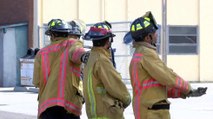 Academia de bomberos recibe entrenamiento especializado